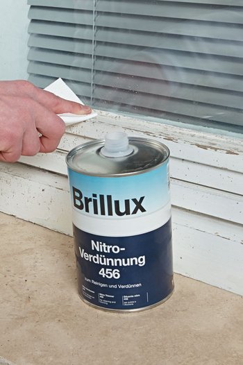 <p>Determine the type of old coating using a solvent test, e.g., with Nitro Thinner 456.</p>