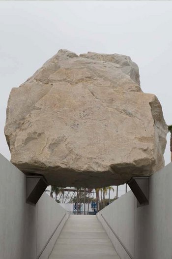 <p>The levitated mass sculpture by Michael Heizer, Los Angeles County Museum of Art, (<i>Photo:</i> The Jon B. Lovelace Collection of California Photographs in Carol M. Highsmith’s America Project, Library of Congress, Prints and Photographs Division)&nbsp;</p>