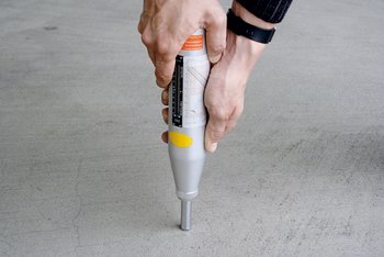 <p>The rebound hammer measures the strength of the floor or screed</p>